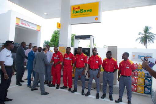 Ouverture de la station-service Shell Agboville