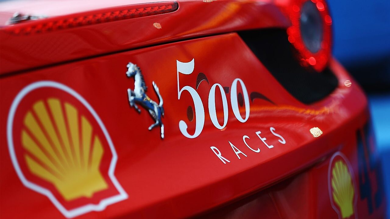 Shell 500 races logo on rear wing F2012