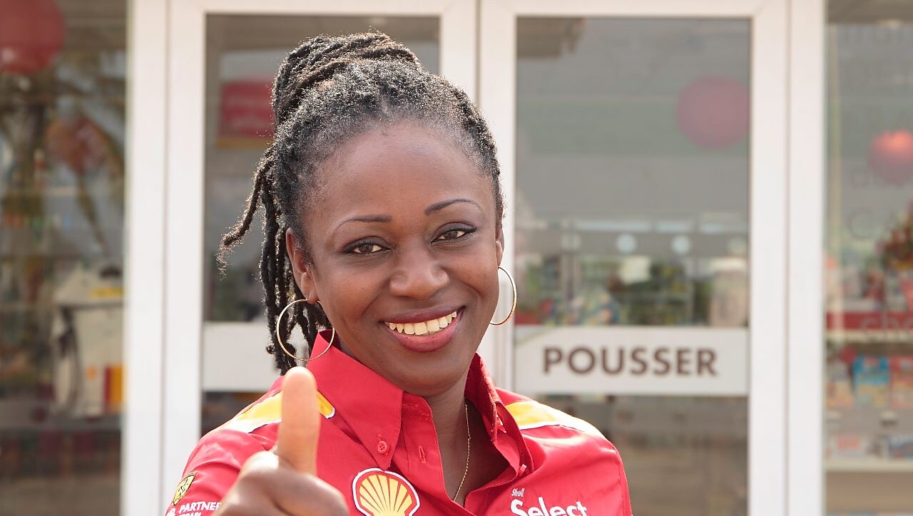 A l’intérieur de nos boutiques et espaces de restauration | Shell Côte ...